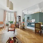 Standing Apartment Champs Elysees 3 People By Weekome