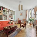 Standing Apartment Champs Elysees 3 People By Weekome